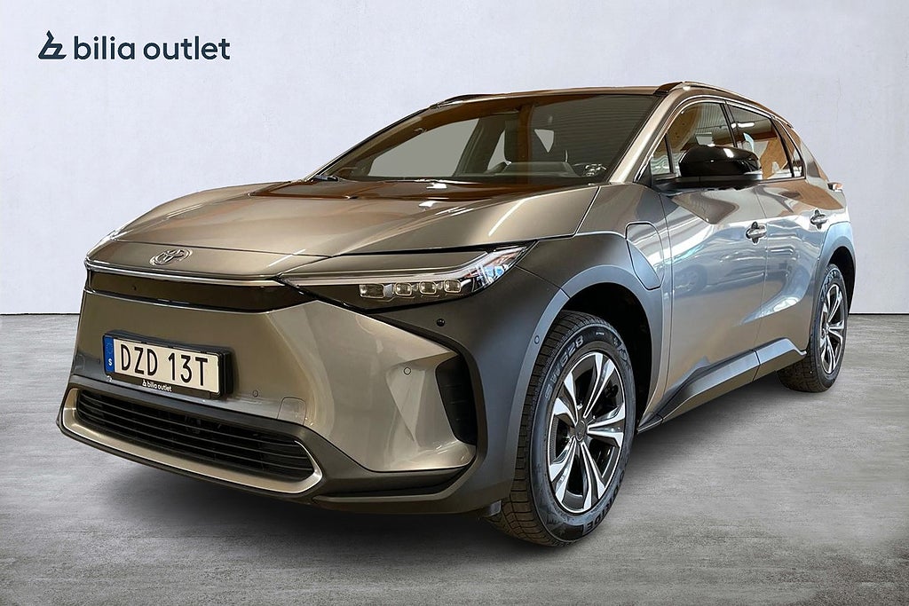 Toyota bZ4X 71.4 kWh Executive Moms / 360-kamera / Keyless / Elstol