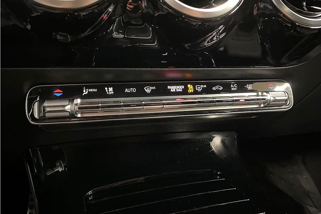 Mercedes-Benz A 250 E AMG Night, kamera