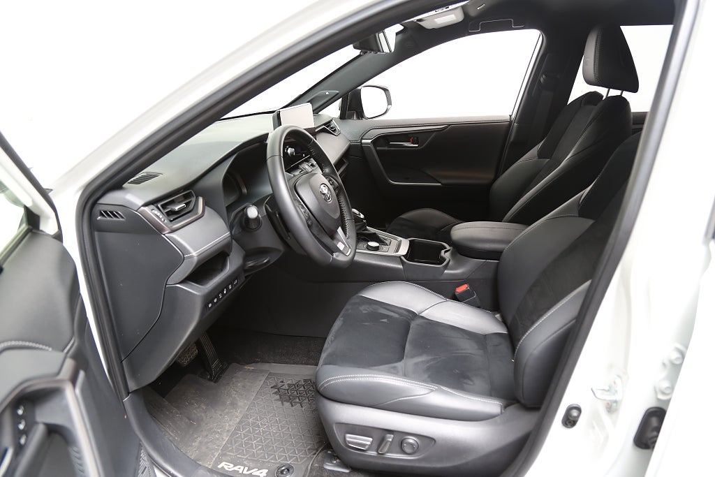 Toyota RAV4 Hybrid AWD-i E-CVT 222hk GR Sport I JBL I 360°-kamera 2025