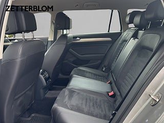 Kombi Volkswagen Passat 9 av 14