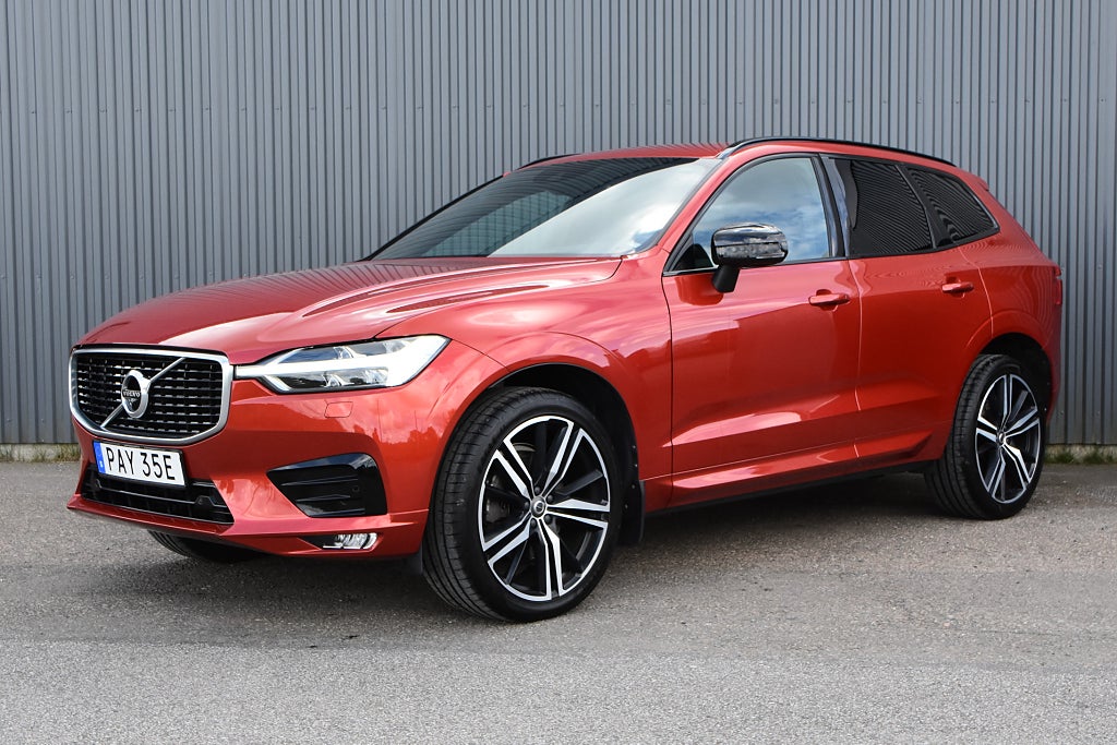 Volvo XC60 B4 AWD R-Design / HUD 360° H/K BLIS  