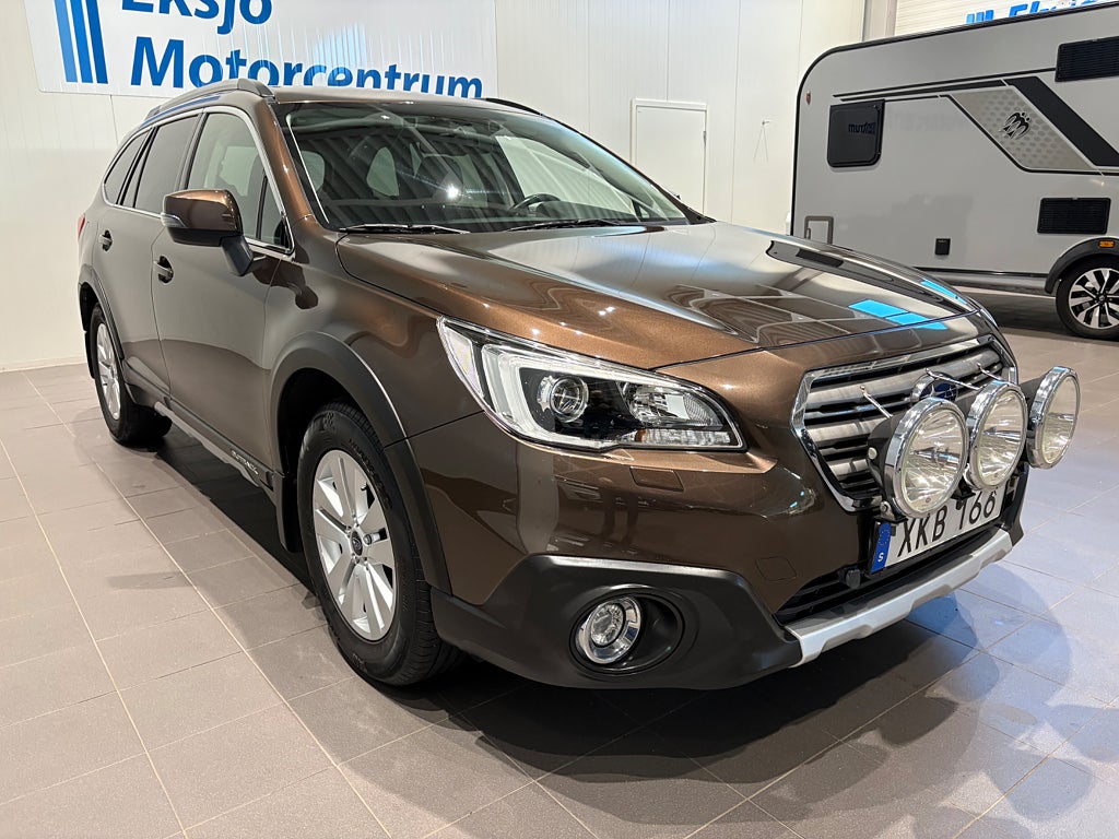 Subaru Outback 2.5 4WD Ridge *Värmare, Drag, S&V Hjul*