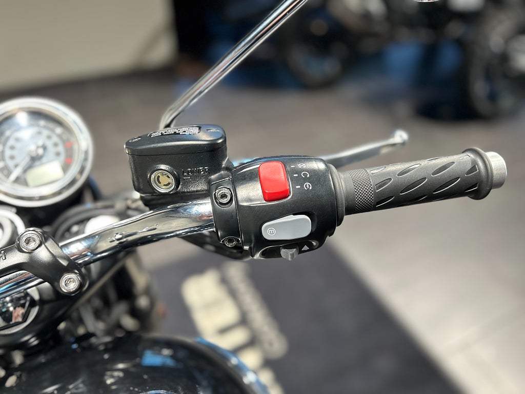 Triumph Bonneville T120/3,99%Ränta / Vindruta & Pakethållare medföljer/