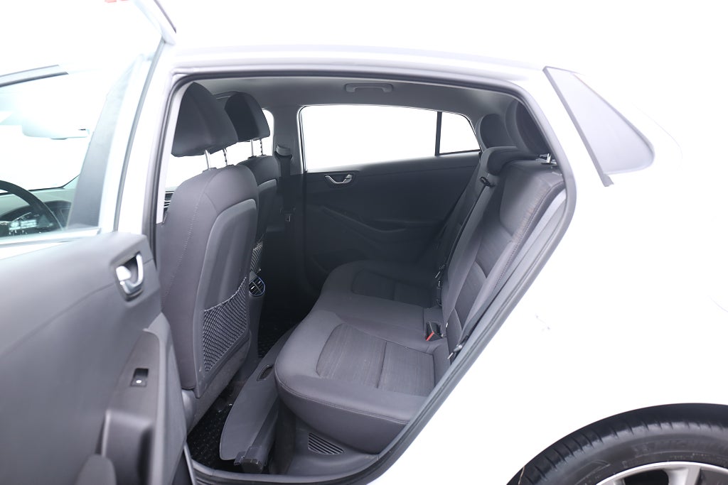 Hyundai IONIQ Hybrid 1,6 141hk PremiumEco Aut Navi Kamera