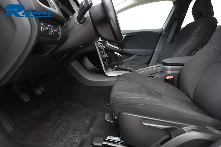 Volvo V40 D2 Manuell, 6-trinn, 115ps, 2015