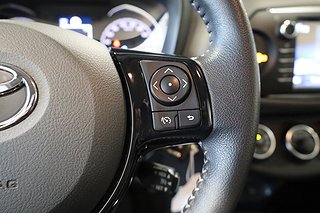 Halvkombi Toyota Yaris 20 av 21