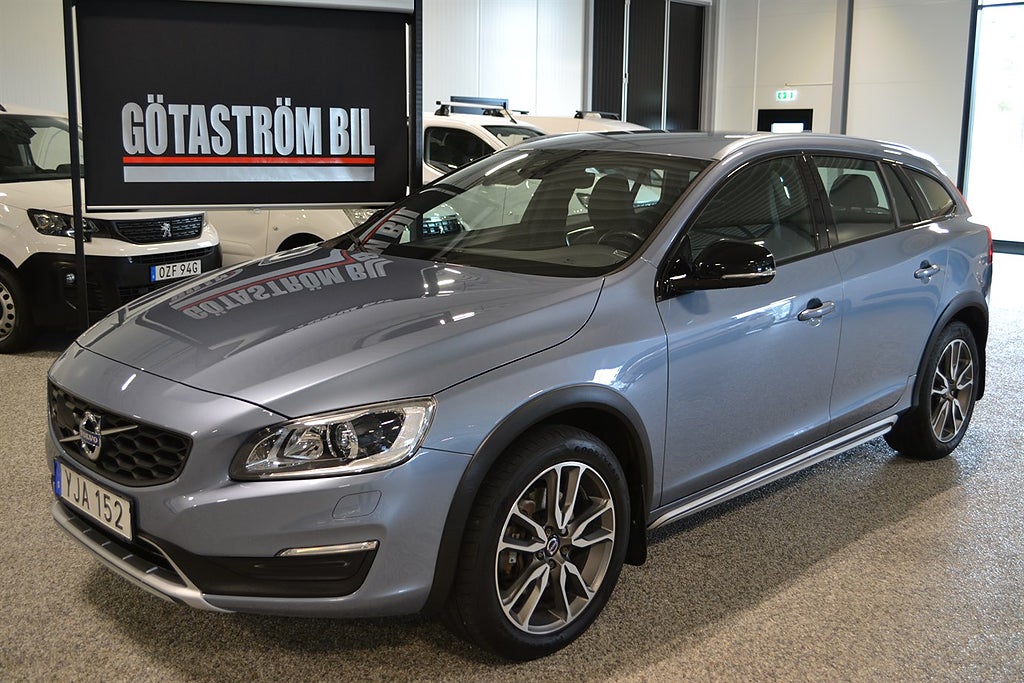 Volvo V60 Cross Country D4 AWD Summum/OBS! 10500Mil