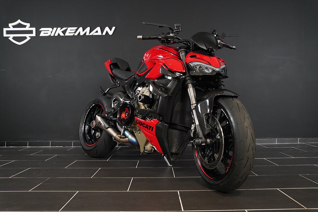 Ducati Streetfighter V4 