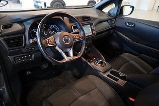 Halvkombi Nissan Leaf 9 av 22
