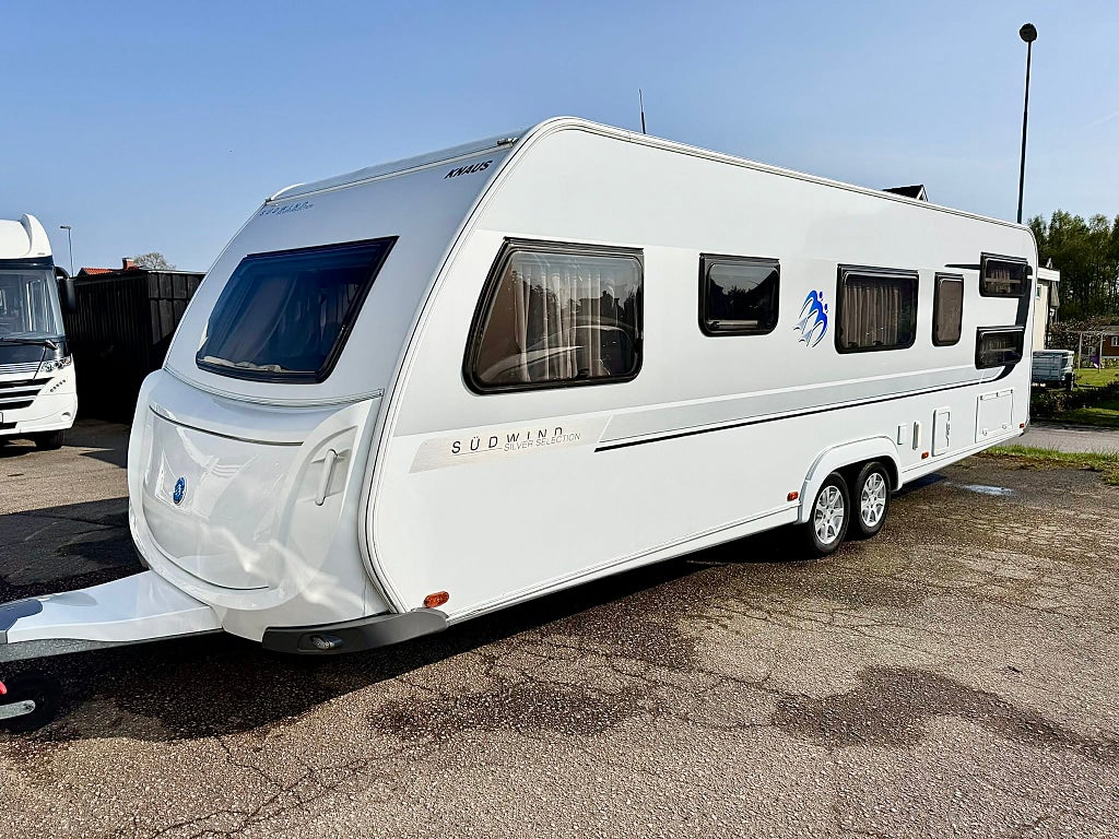 Knaus 750 UFK Scandinavian Edition  Vinterbonad/Ac/Barnkammare