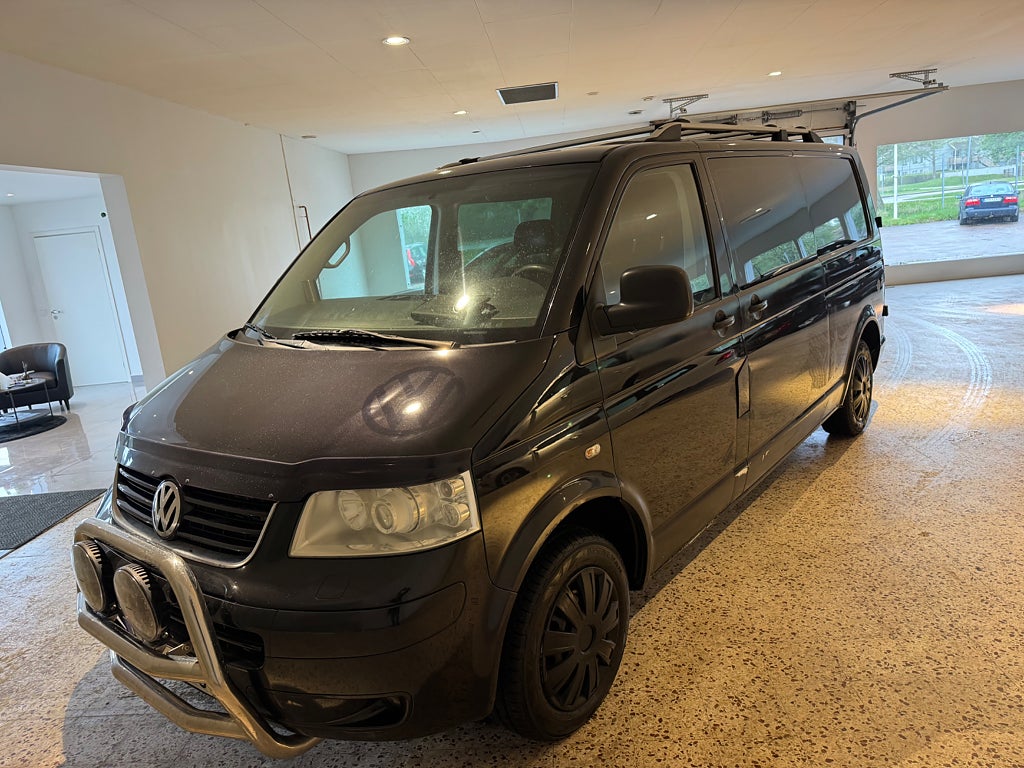 Volkswagen Transporter 2.5tdi automat drag  5sit edition 