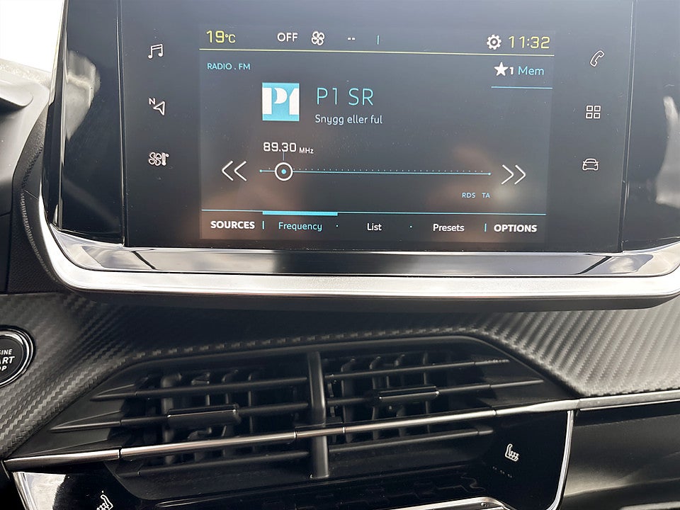 Bild på Peugeot E-2008 Allure 50kWh 136hk Aut B-KAMERA CARPLAY