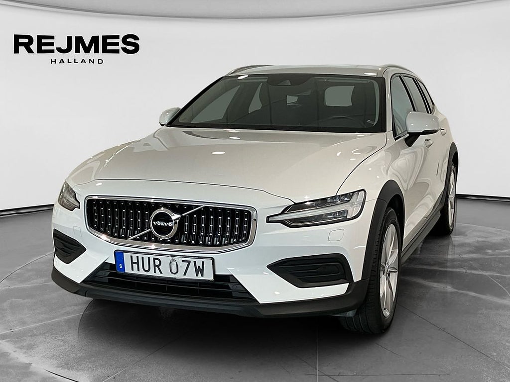 Volvo V60 Cross Country B4 AWD D Adv NaviP Edt | Backkame...
