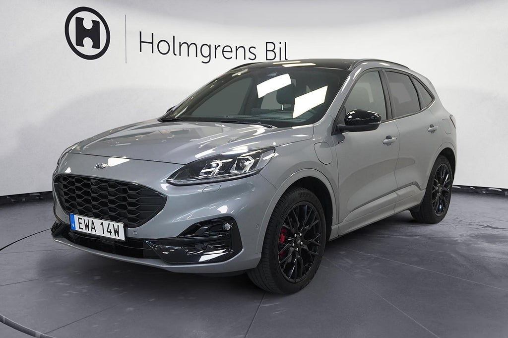 Ford Kuga ST-Line X Plug-In Black Edt. Pano Drag Teknik Pkt. | Ränta 3,95%