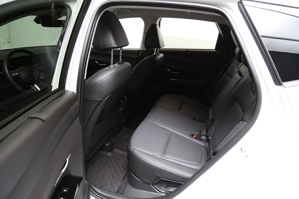 Hyundai Tucson FullHybrid AWD Advanced skinn kamera navi 2025