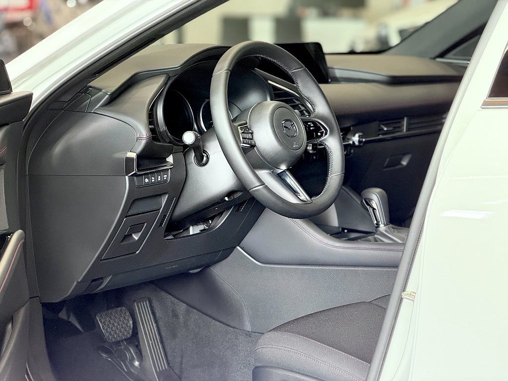 Mazda 3 Homura 2.5 E-Skyactiv G Aut/Backkamera/Navi