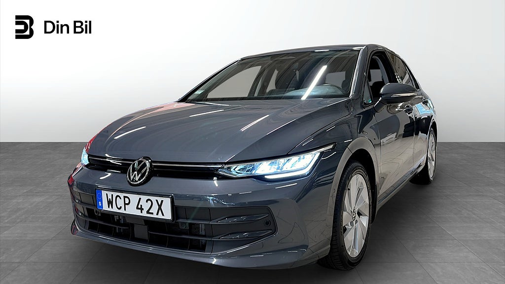 Volkswagen Golf 1.5 eTSI 150hk Life B-Kam Carplay