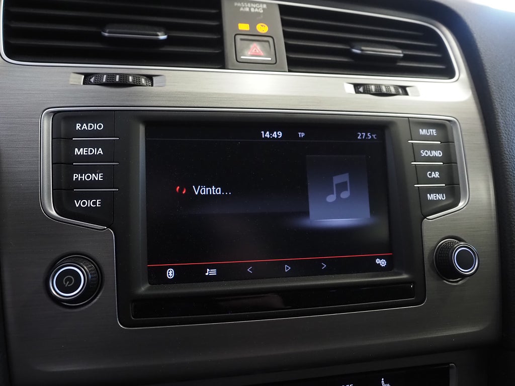 Volkswagen Golf 5-dörrar 1.2 TSI BMT Base | Bluetooth | Adaptiv farth | 2016