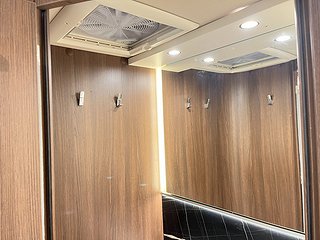 Husbil-integrerad Bürstner ELEGANCE 910 30 av 34