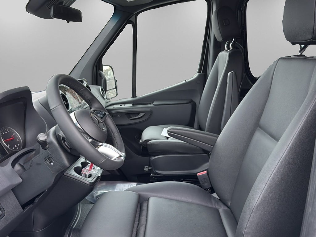 Mercedes-Benz Sprinter 2026 - miniatyr 8