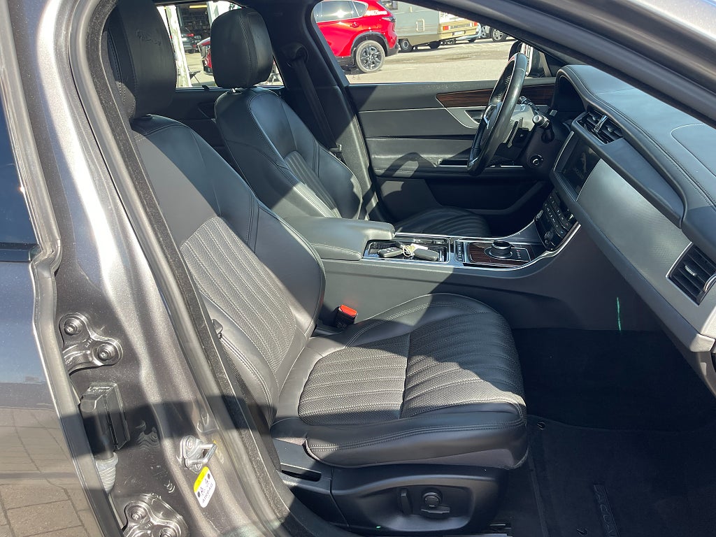 Jaguar XF 25d Sportbrake AWD 240 hk