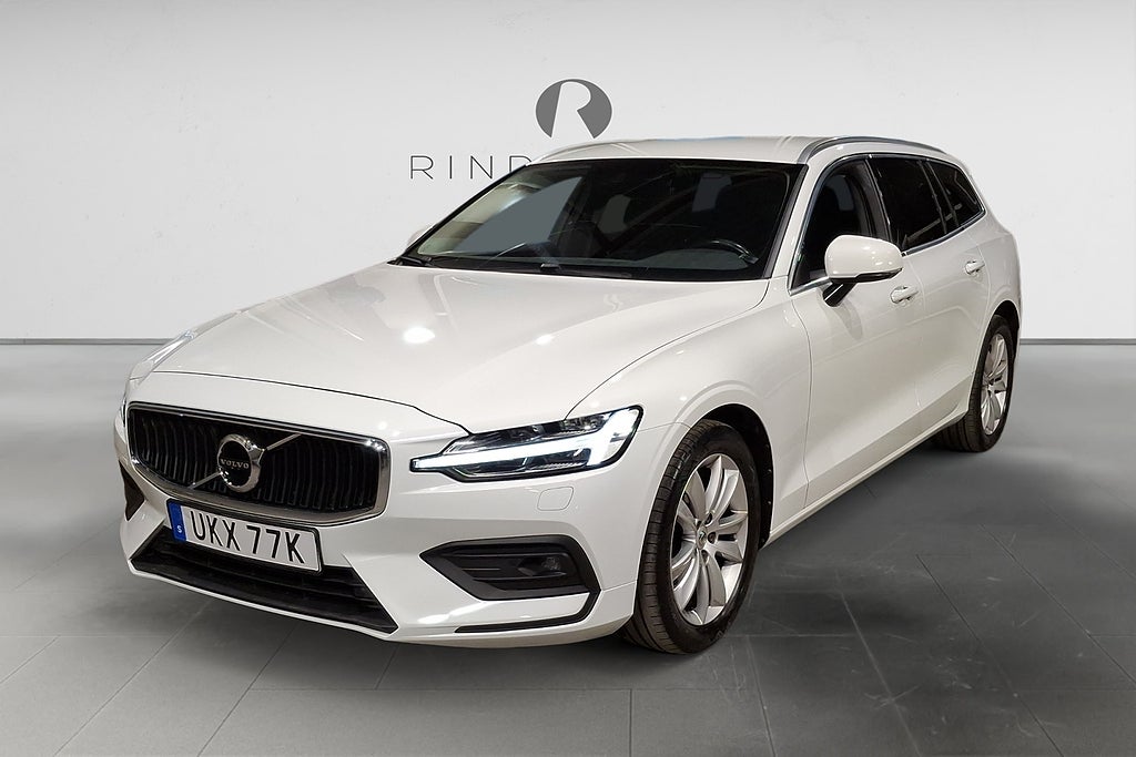 Volvo V60 D4 190 HK AUT AWD MOMENTUM DRAG D-VÄRM NAVI KAMREM BYTT