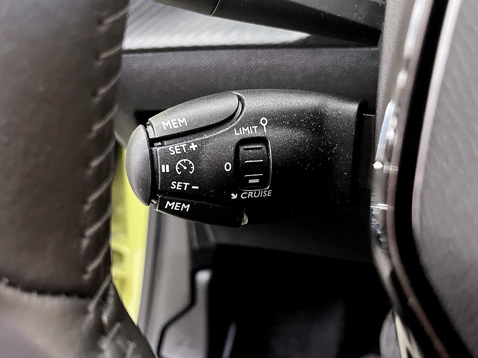 Bild på Peugeot 208 Active 1.2 PT 75hk - CARPLAY, BACKSENSORER