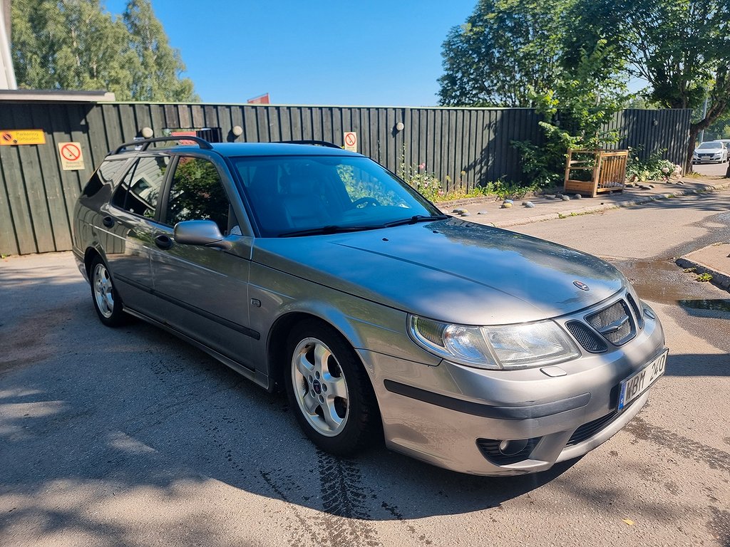 Saab 9-5 Aero SportCombi 2.3 Turbo Aero / SKINN Ny besiktigad