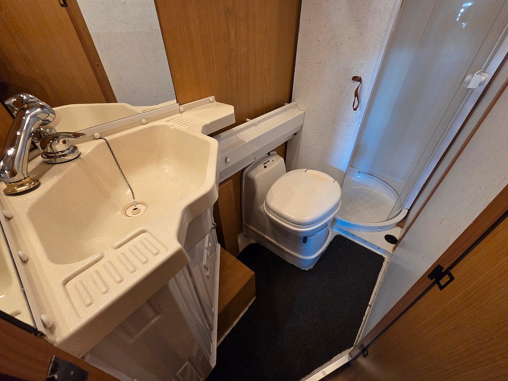 Kabe Travel Master / ALDE / Året runt standard / Fint skick - Kabe