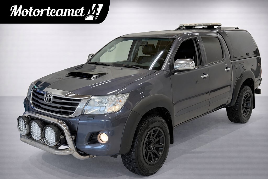 Toyota Hilux Dubbelhytt 3.0 4x4 Invincible Skinn Drag Backkamera