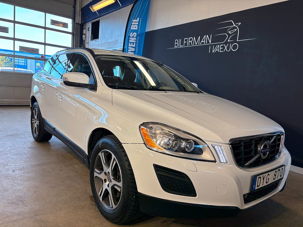 Volvo XC60 D4 AWD Momentum *JANUARI FYND* Välutrustad