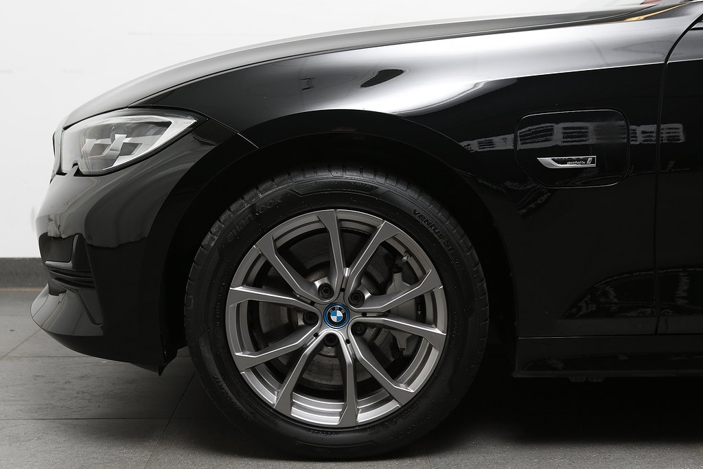 BMW 330e xDrive Touring Sport line Aut Leasbar 2022