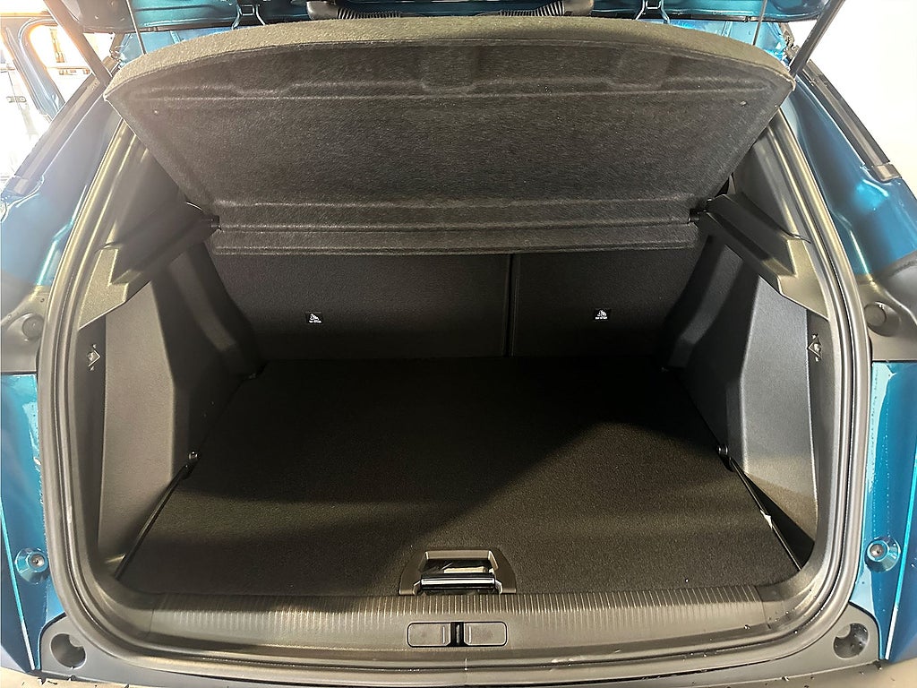 Bild på Peugeot 2008 GT PureTech 130hk Aut - PRIVATLEASING