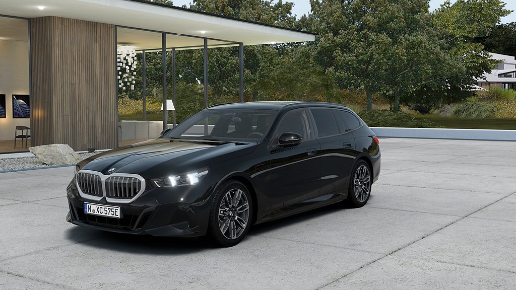 BMW 530e xDrive Touring - PRIVATLEASING 12 MÅN fr. 5995 kr/mån  