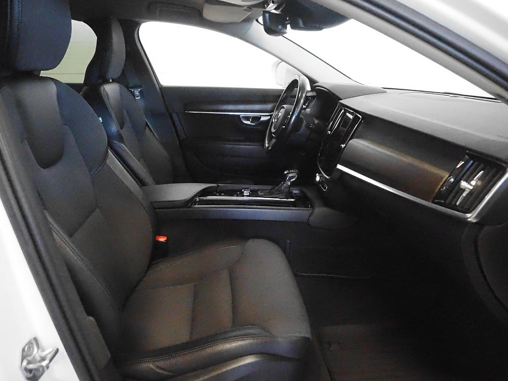 Volvo V90 Cross Country D4 AWD Geartronic Advanced SE II 190hk | Drag 2020