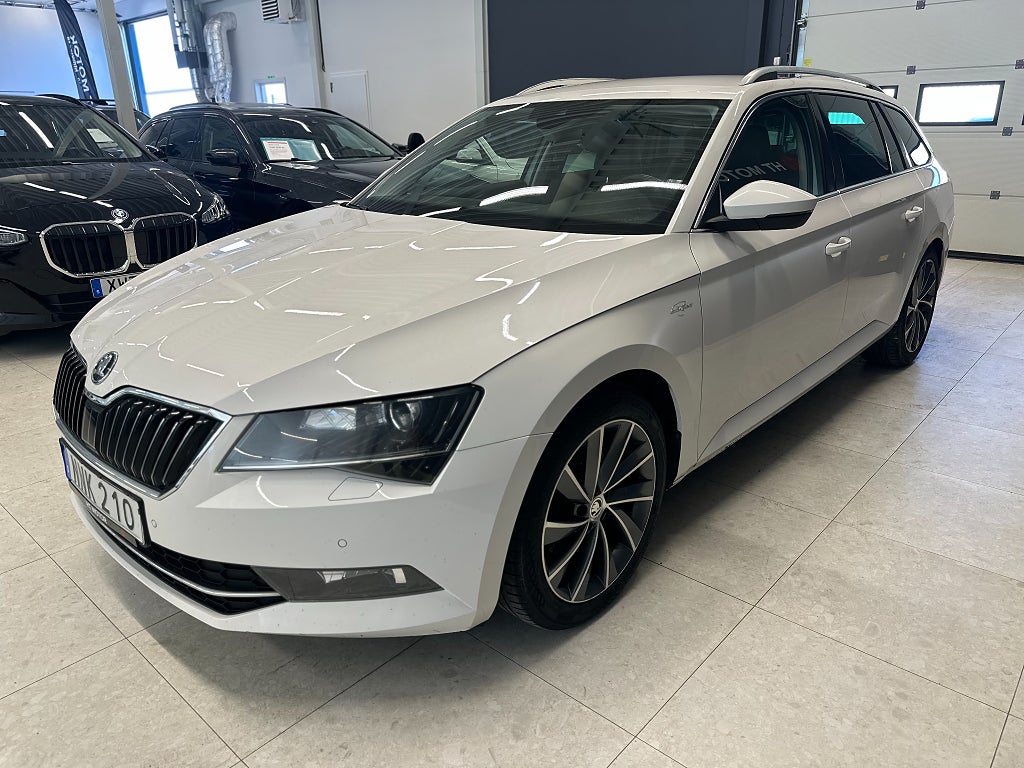 Skoda Superb Kombi 2.0 TDI 4x4 Business L&K/B-Kamera/Fjärr-Värm/Drag