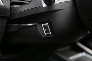 Halvkombi BMW 118I 14 av 25