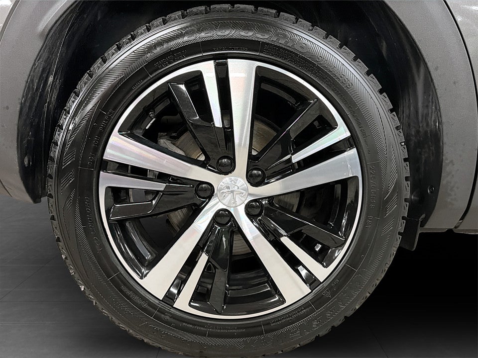 Bild på Peugeot 3008 GT 1.2 PT 130hk Aut B-KAMERA CARPLAY