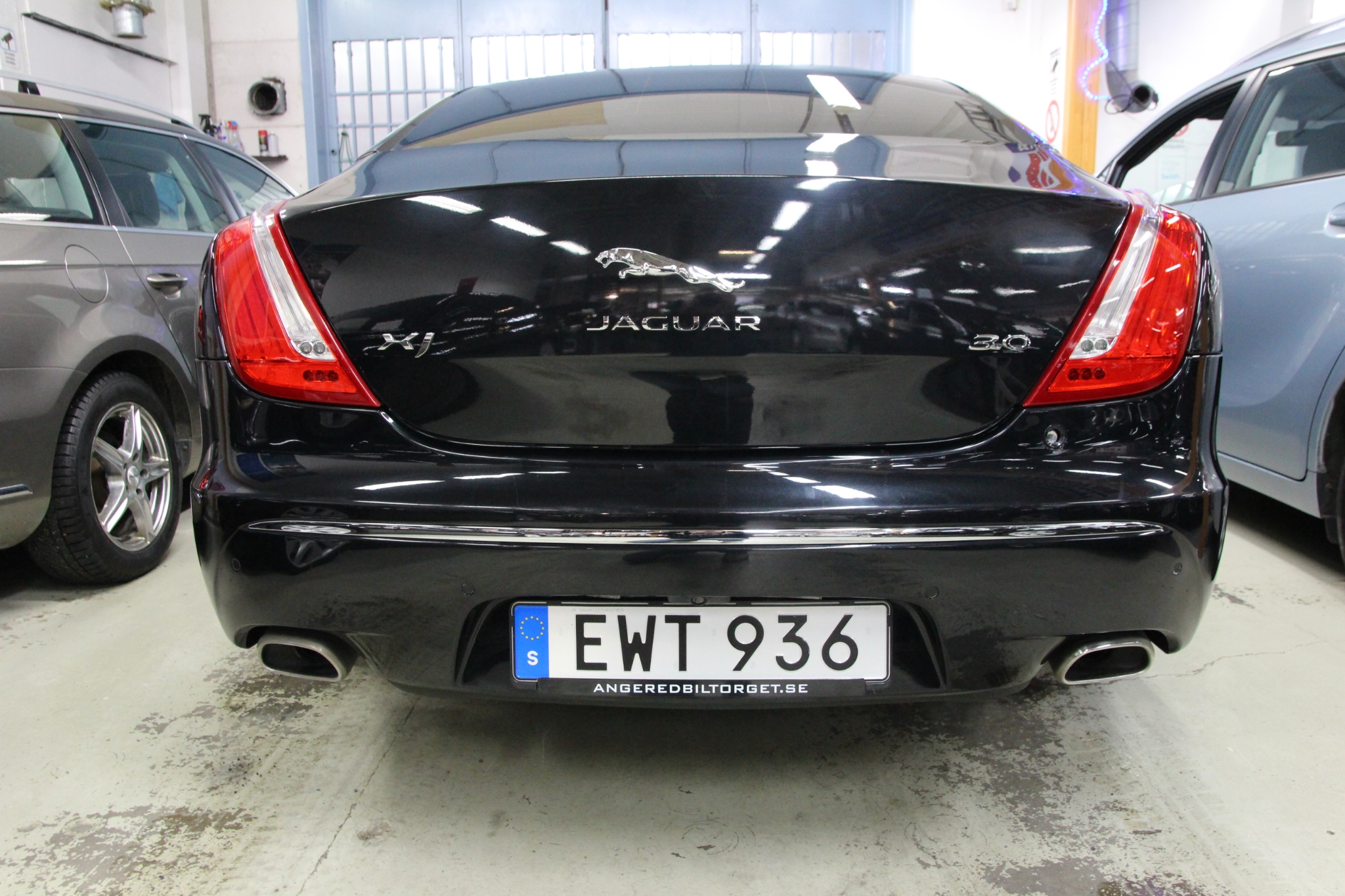 Jaguar XJ 3.0 V6 Automat 275hk 2012, bild 6/46