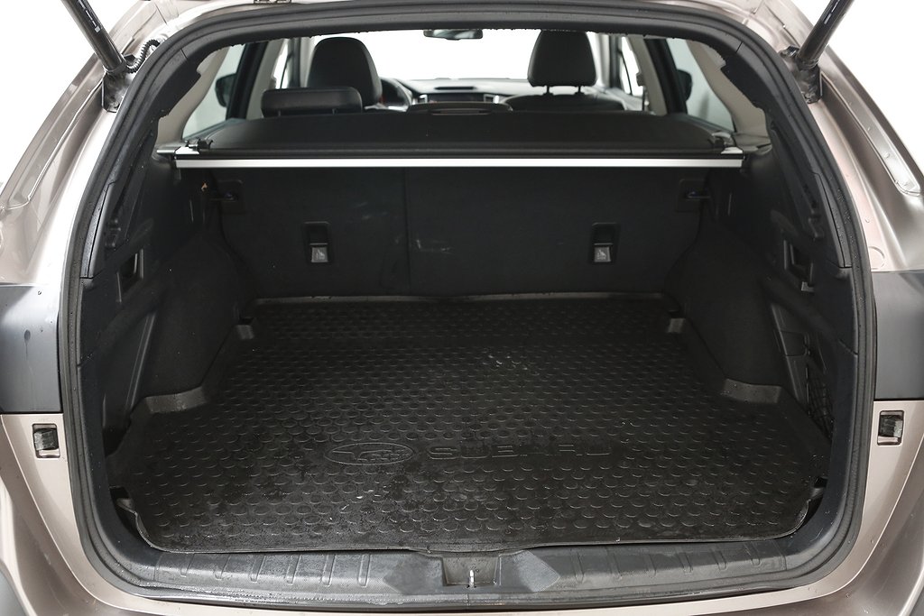 Subaru Outback 2,5i XFuel Limited AWD Skinn Motorv Dragkrok 2022