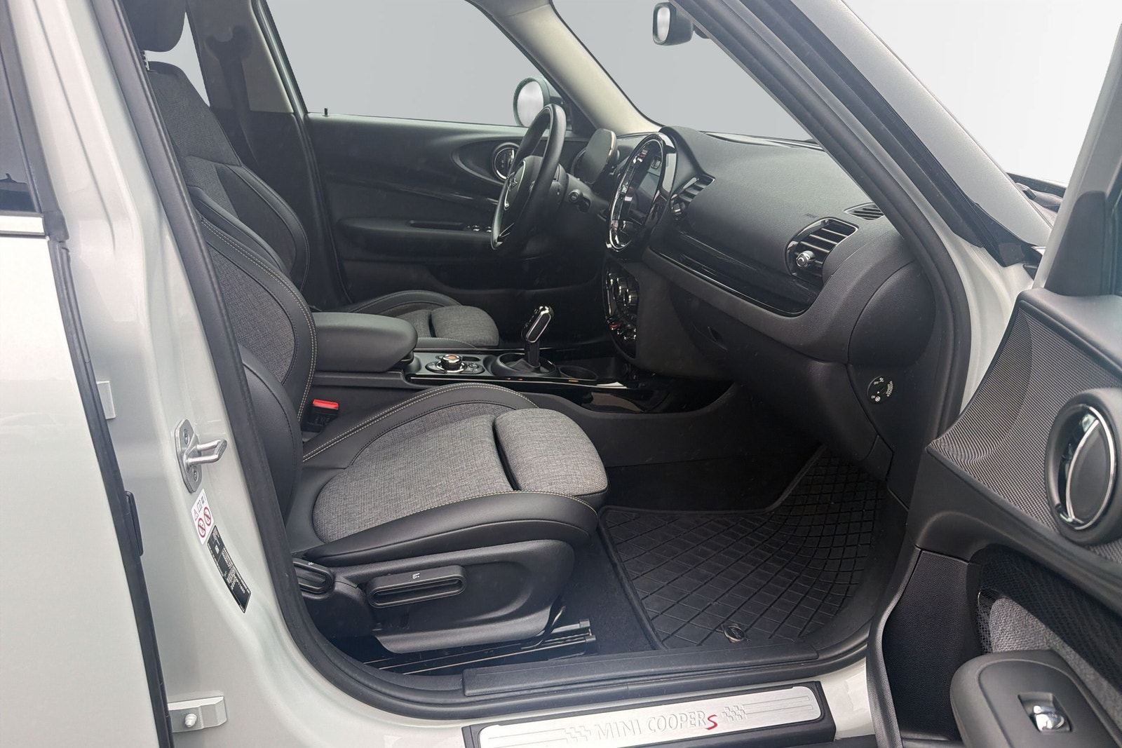 MINI Clubman Cooper S DCT Experience Navi Carplay 2021 - miniatyr 13