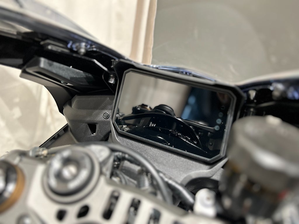 Yamaha R9 / Ny 2026 / Tech Black / Snart omgående leverans!