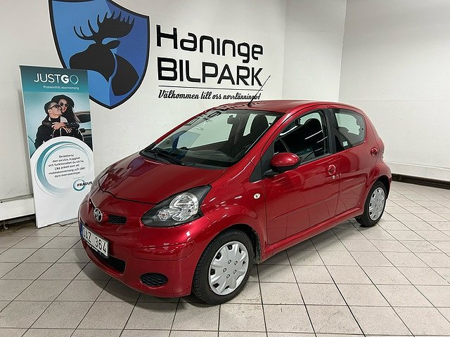 Toyota Aygo 5-dr 1.0 / KAMKEDJA / SUPERDEAL3,95 % / LÅGMILARE /