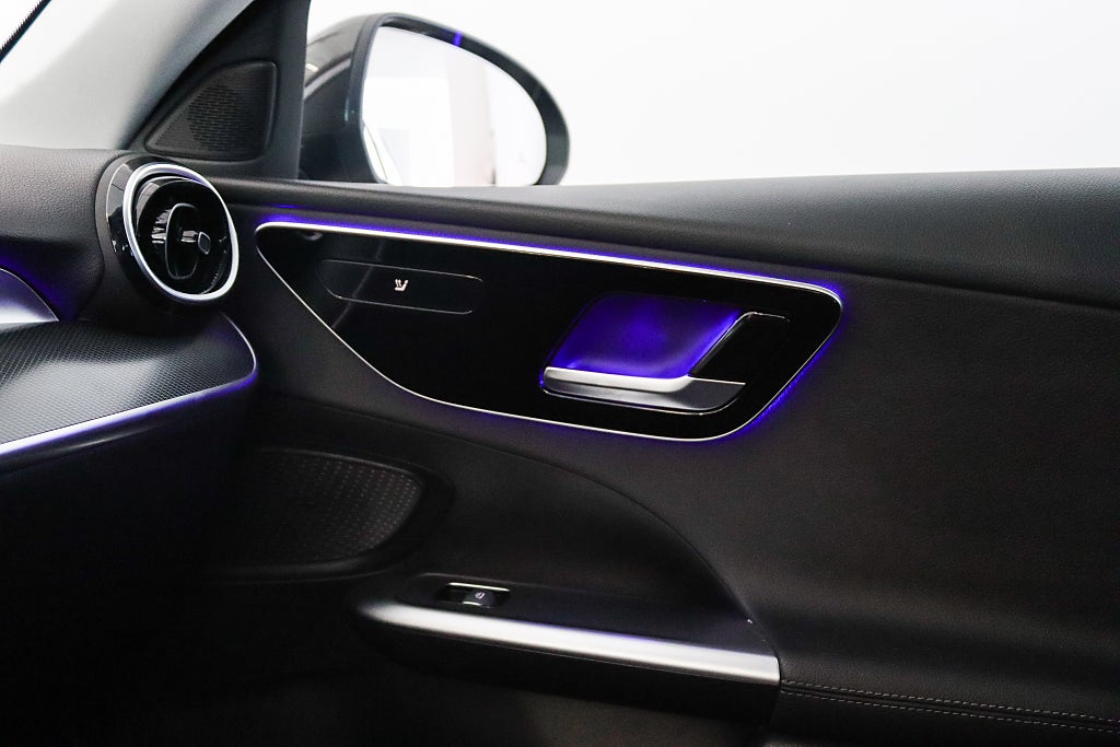 Mercedes-Benz C 220 d Sedan Avantgarde Värmare Navi Drag