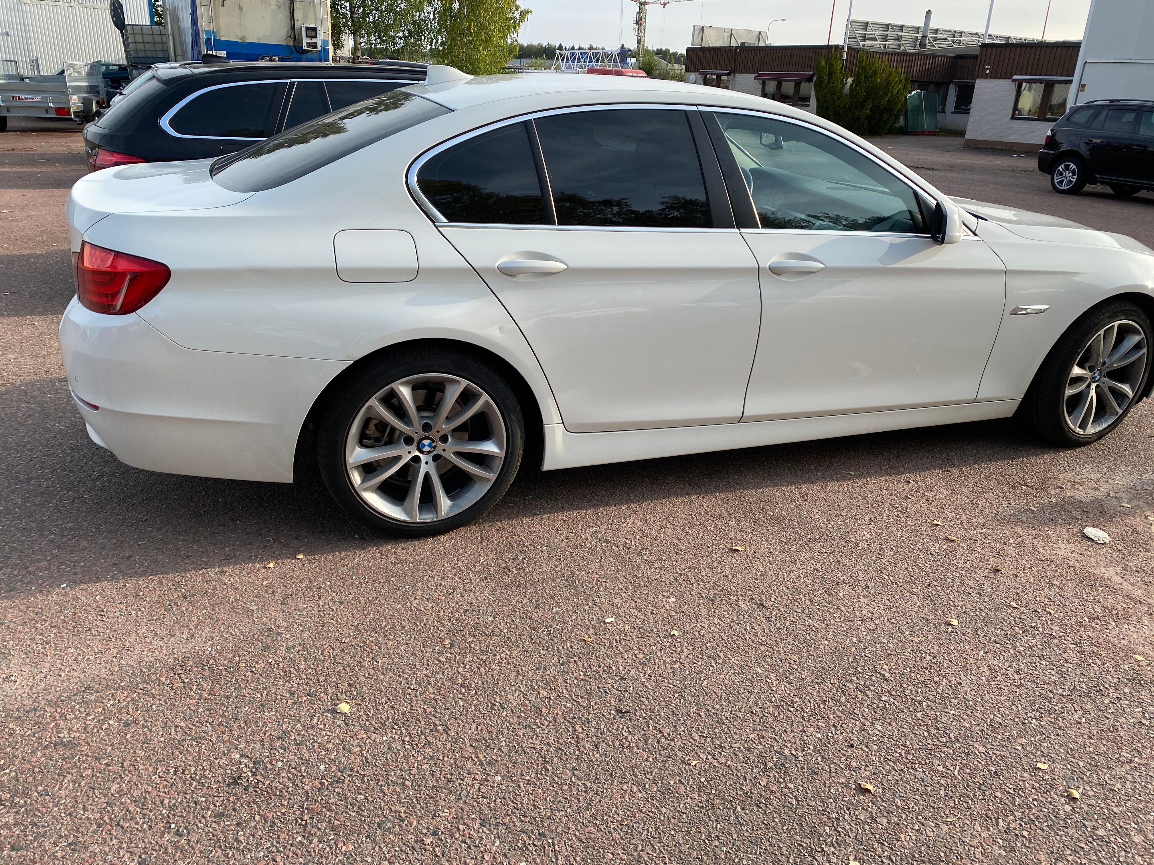 BMW 520 d Sedan Steptronic 184hk 2011, kuva 3/30