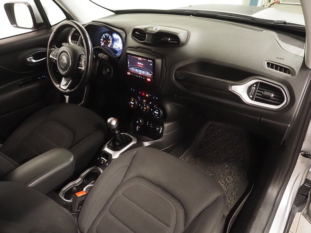 Jeep Renegade 2.0 CRD 140hk 4WD Limited | Dragkrok | Rattvärme |