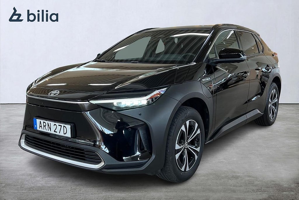 Toyota bZ4X 2WD EXECUTIVE - Fint skick