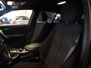 Halvkombi BMW 118 18 av 21