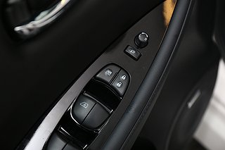 Halvkombi Nissan Leaf 13 av 23