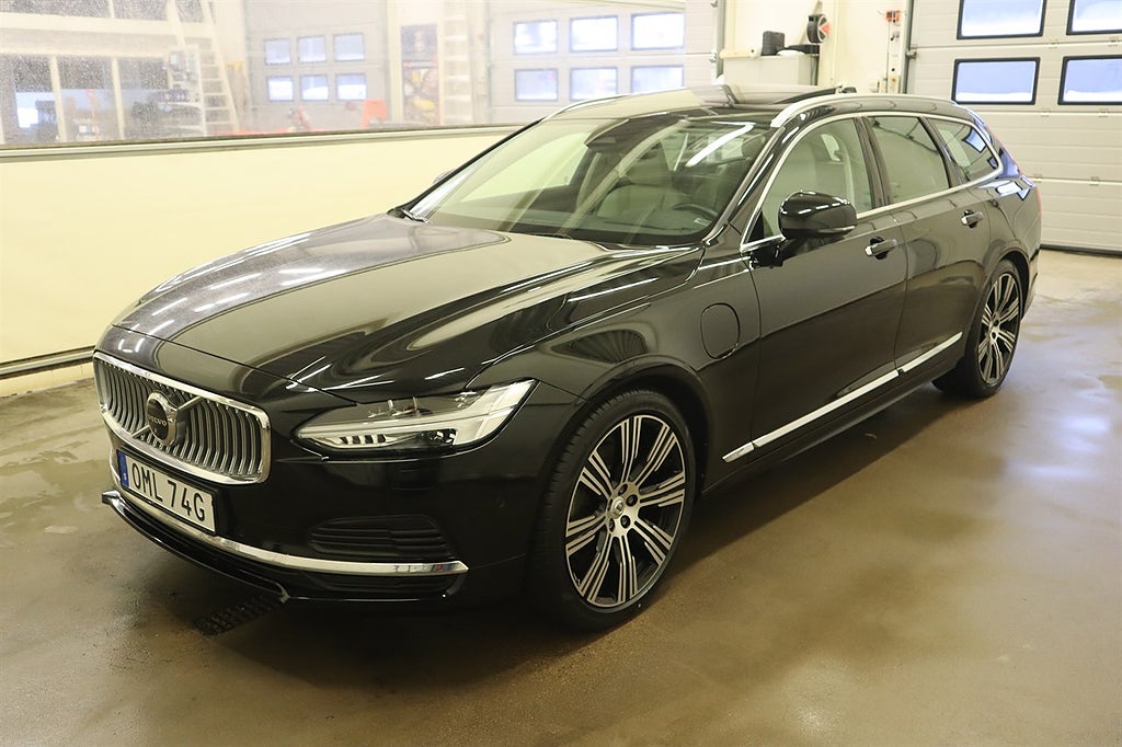 Volvo V90 Recharge T6 AWD Inscription 340Hk PANO 20" SE SPEC